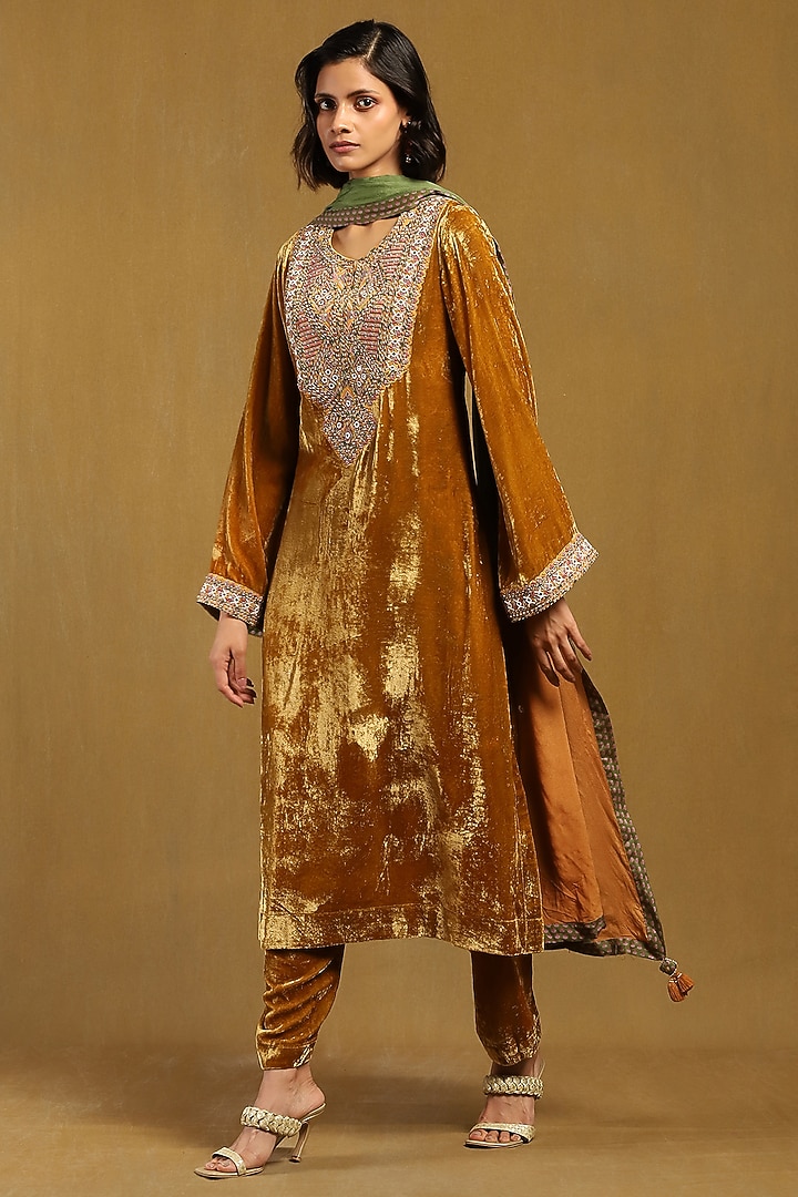 Mustard Yellow Silk Velvet Kurta Set by Ritu Kumar at Pernia's Pop Up Shop
