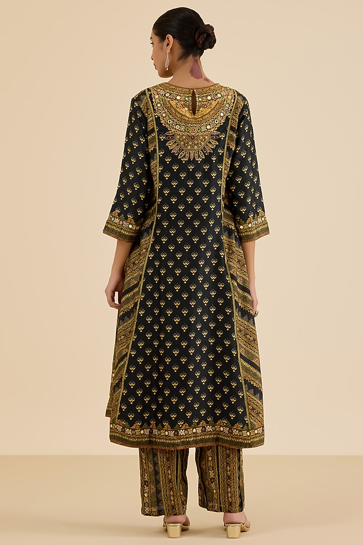Black & Olive Murshidabad Silk Geometric Printed Kurta Set by Ritu Kumar at Pernia's Pop Up Shop