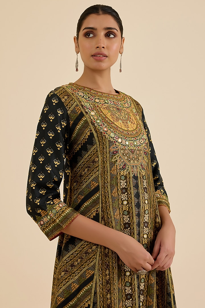 Black & Olive Murshidabad Silk Geometric Printed Kurta Set by Ritu Kumar at Pernia's Pop Up Shop