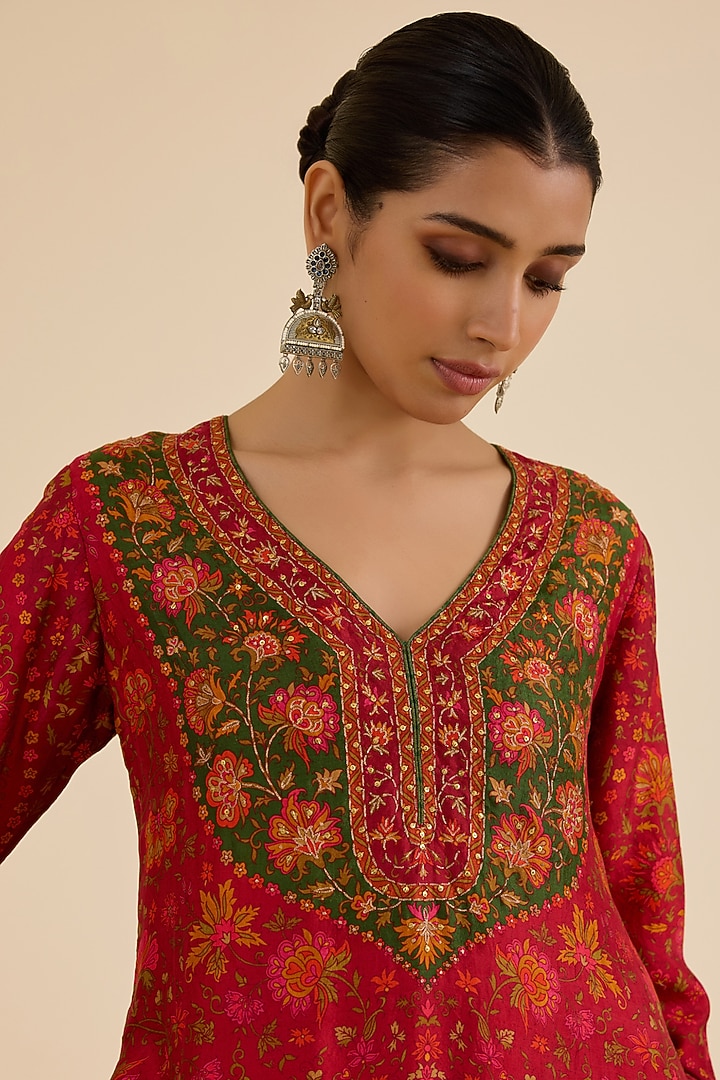 Red & Multi-Colored Silk Crepe Printed Kurta Set by Ritu Kumar at Pernia's Pop Up Shop