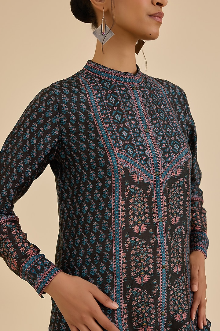 Black & Turquoise Silk Paisley Printed Kurta by Ritu Kumar at Pernia's Pop Up Shop