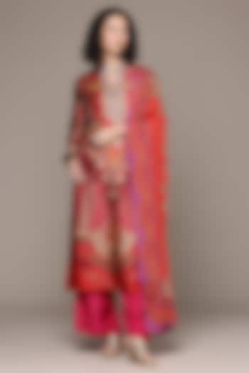 Fuchsia & Purple Murshidabad Silk Embroidered Kurta Set by Ritu Kumar at Pernia's Pop Up Shop