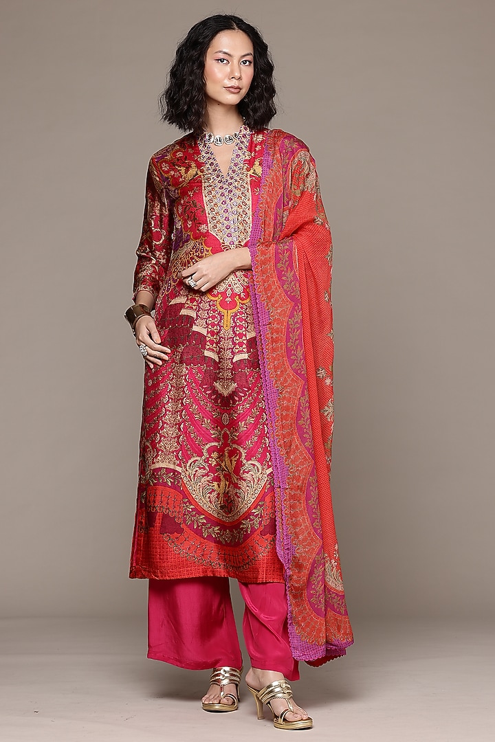 Fuchsia & Purple Murshidabad Silk Embroidered Kurta Set by Ritu Kumar at Pernia's Pop Up Shop