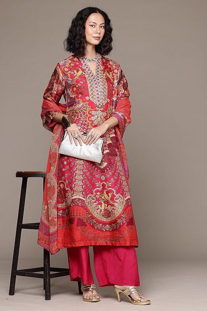 Fuchsia & Purple Murshidabad Silk Embroidered Kurta Set by Ritu Kumar at Pernia's Pop Up Shop
