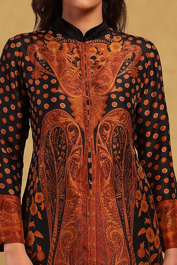 Black & Rust Silk Flat Dupion Embroidered Kurta Set by Ritu Kumar at Pernia's Pop Up Shop