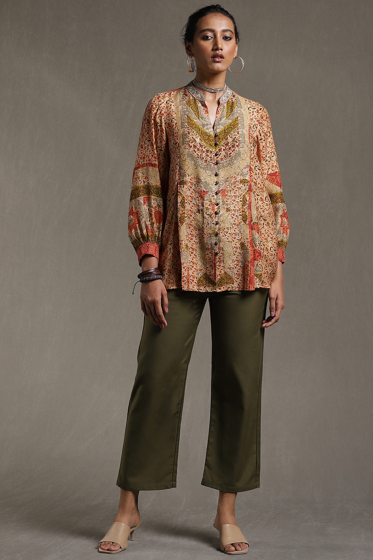 Beige Printed Short Kurta by Ritu Kumar at Pernia's Pop Up Shop 2025