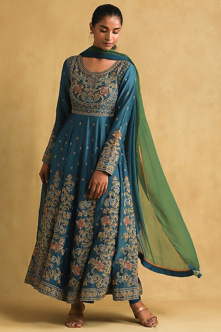 Blue Chanderi Embroidered Kurta Set by Ritu Kumar at Pernia's Pop Up Shop