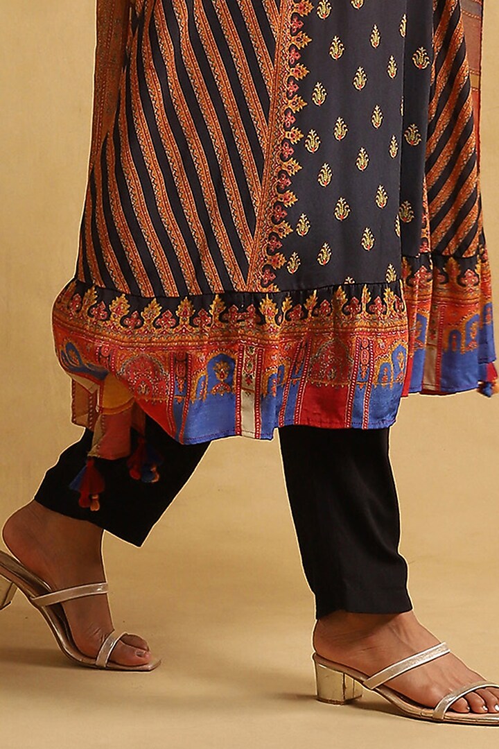Black Viscose Crepe Printed Kurta Set by Ritu Kumar at Pernia's Pop Up Shop