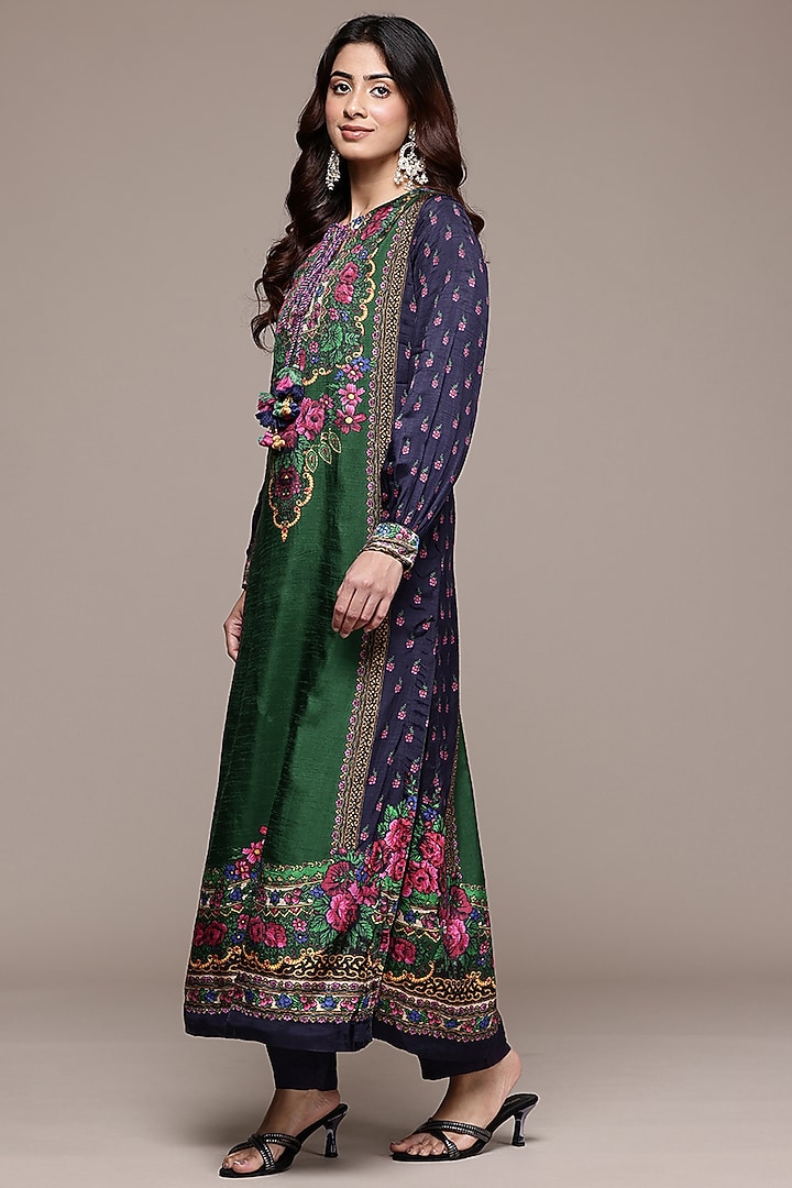 Green Viscose Dupion Floral Printed Kurta Set by Ritu Kumar at Pernia's Pop Up Shop