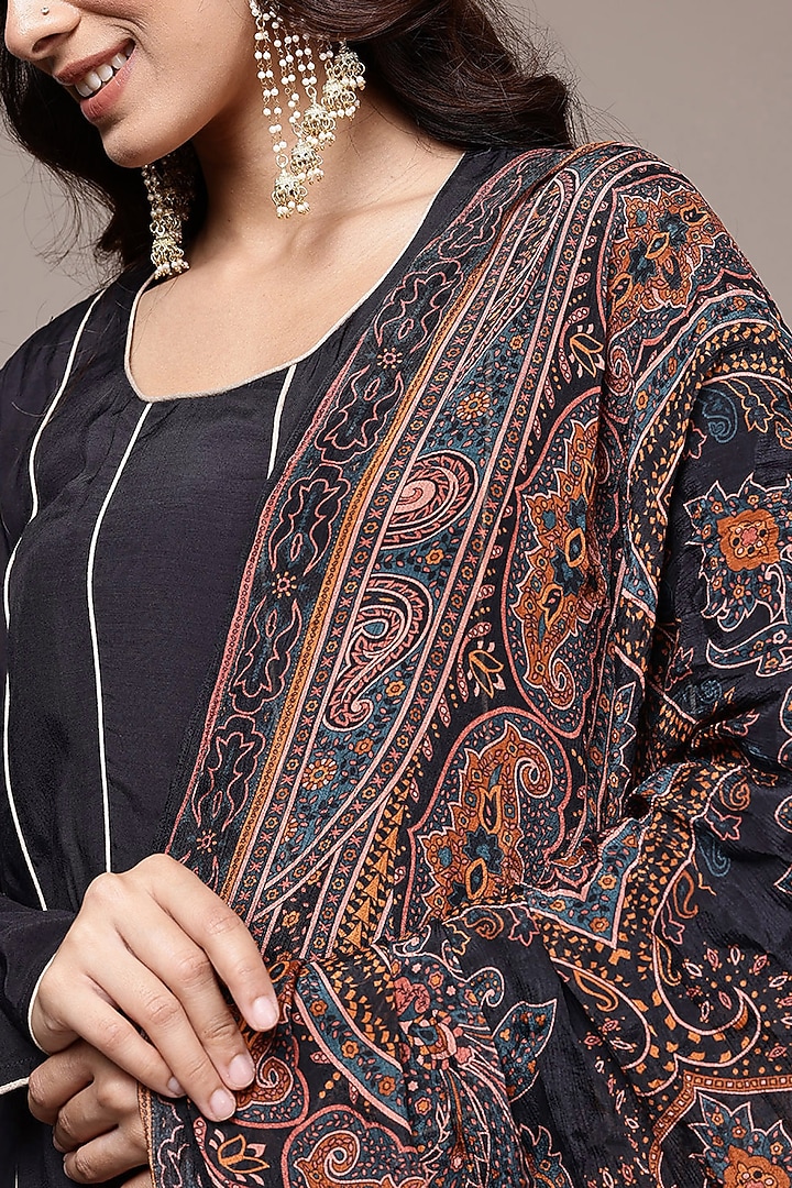 Black Viscose Lurex Kurta Set by Ritu Kumar at Pernia's Pop Up Shop