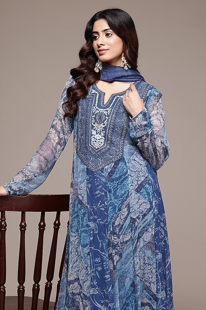 Blue Viscose Chiffon Abstract Printed Kurta Set by Ritu Kumar at Pernia's Pop Up Shop