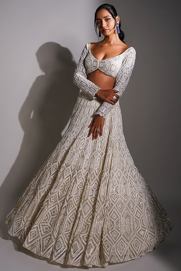 Ivory & Gold Embroidered Bridal Lehenga Set by Ritika Mirchandani at Pernia's Pop Up Shop
