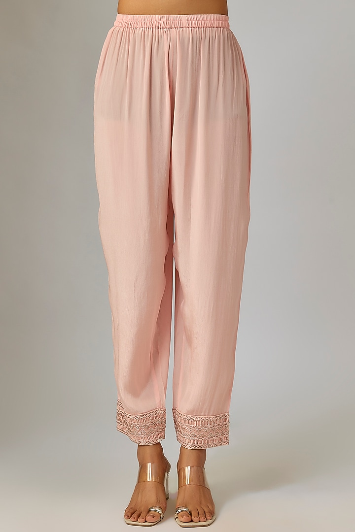Rose Pink Crepe & Double Georgette Thread Embroidered Kaftan Set by Ritika Mirchandani at Pernia's Pop Up Shop