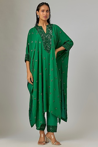 Emerald Green Crepe & Double Georgette Thread Embroidered Kaftan Set by Ritika Mirchandani