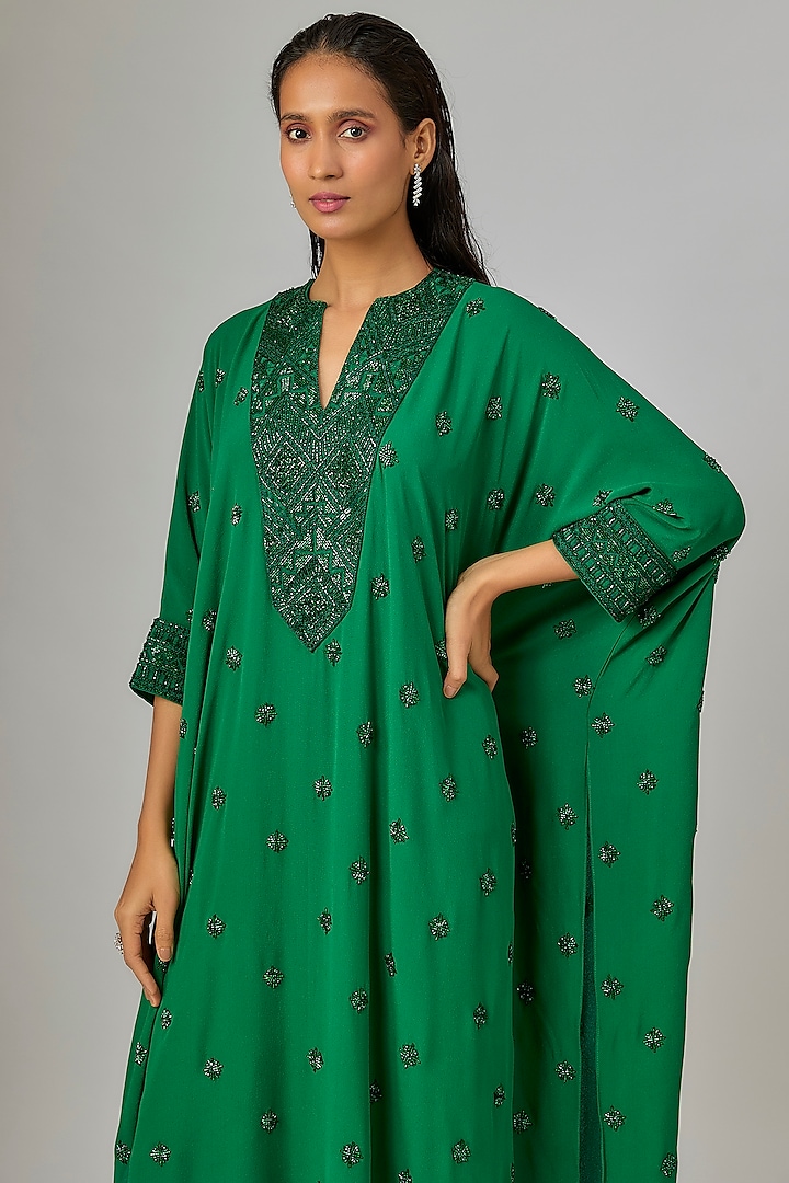 Emerald Green Crepe & Double Georgette Thread Embroidered Kaftan Set by Ritika Mirchandani at Pernia's Pop Up Shop
