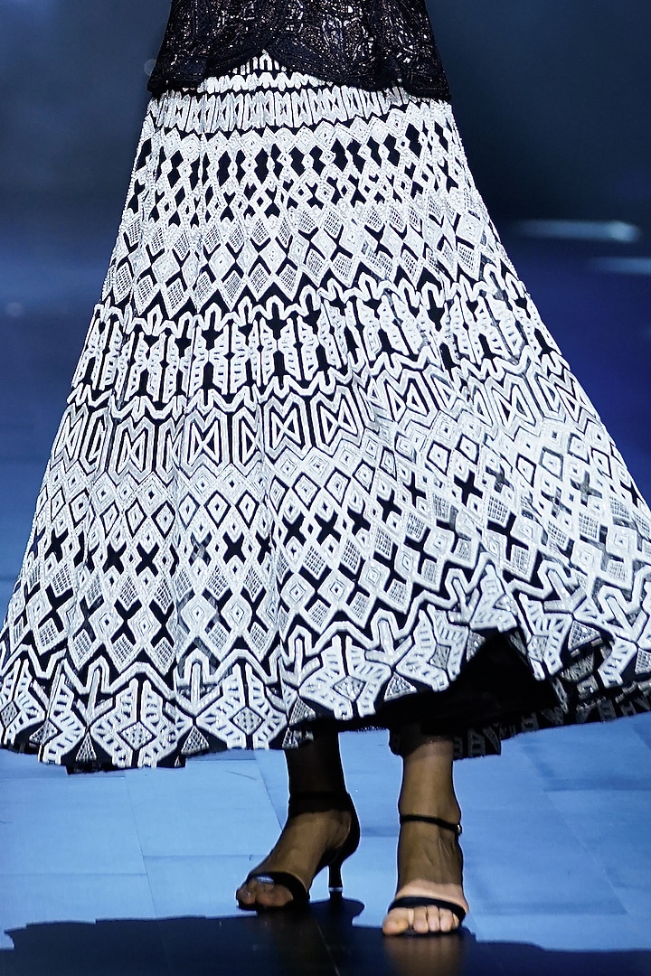 Monochrome Net & Double Georgette Embroidered Bridal Lehenga Set by Ritika Mirchandani at Pernia's Pop Up Shop