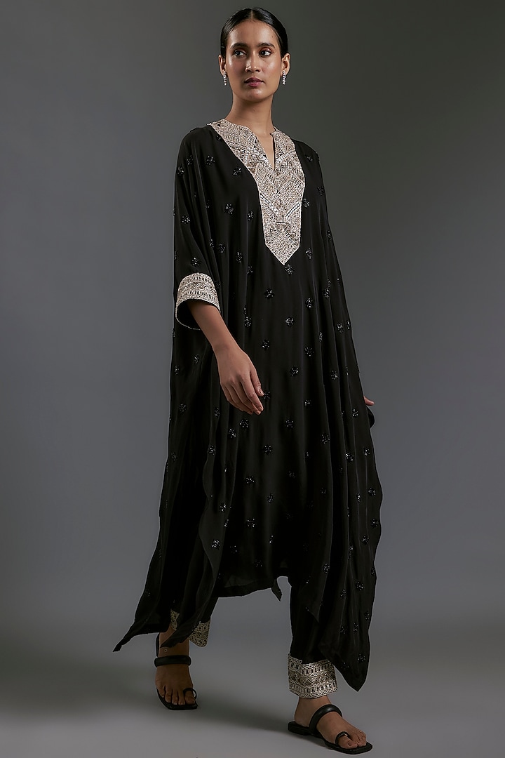 Black Crepe & Double Georgette Thread Embroidered Kaftan Set by Ritika Mirchandani