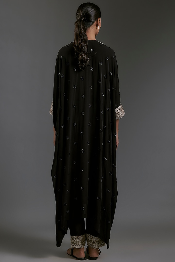 Black Crepe & Double Georgette Thread Embroidered Kaftan Set by Ritika Mirchandani at Pernia's Pop Up Shop
