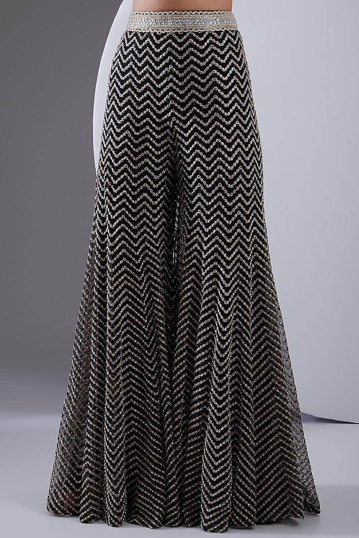Black Crepe & Double Georgette Abstract Bridal Sharara Set by Ritika Mirchandani at Pernia's Pop Up Shop