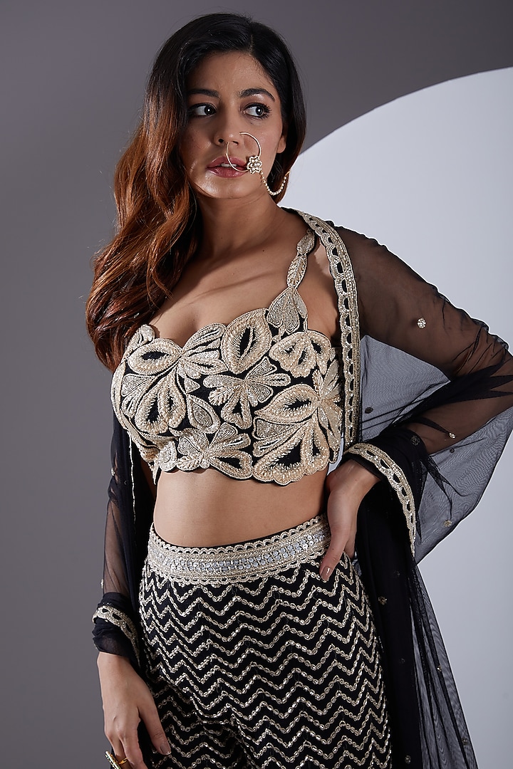 Black Crepe & Double Georgette Abstract Bridal Sharara Set by Ritika Mirchandani at Pernia's Pop Up Shop