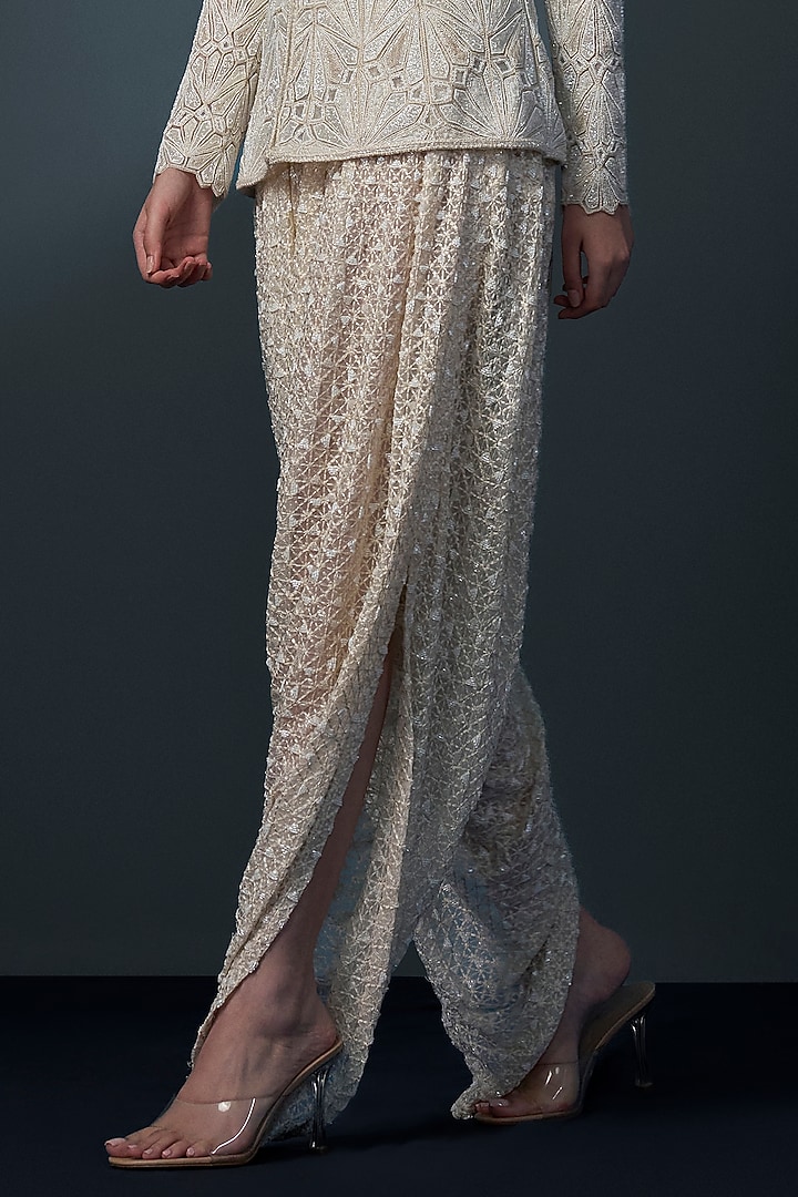 Ivory Double Georgette Crystal Embellished Kurta Set by Ritika Mirchandani at Pernia's Pop Up Shop