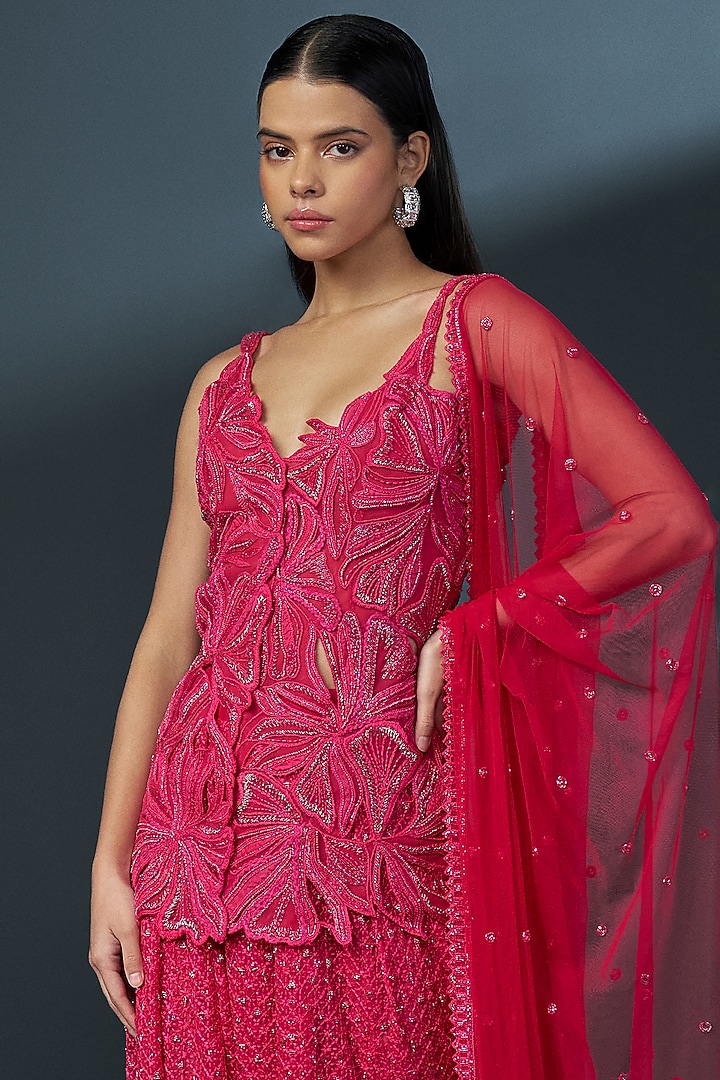 Fuchsia Double Georgette Cutwork Embellished Kurta Set by Ritika Mirchandani at Pernia's Pop Up Shop