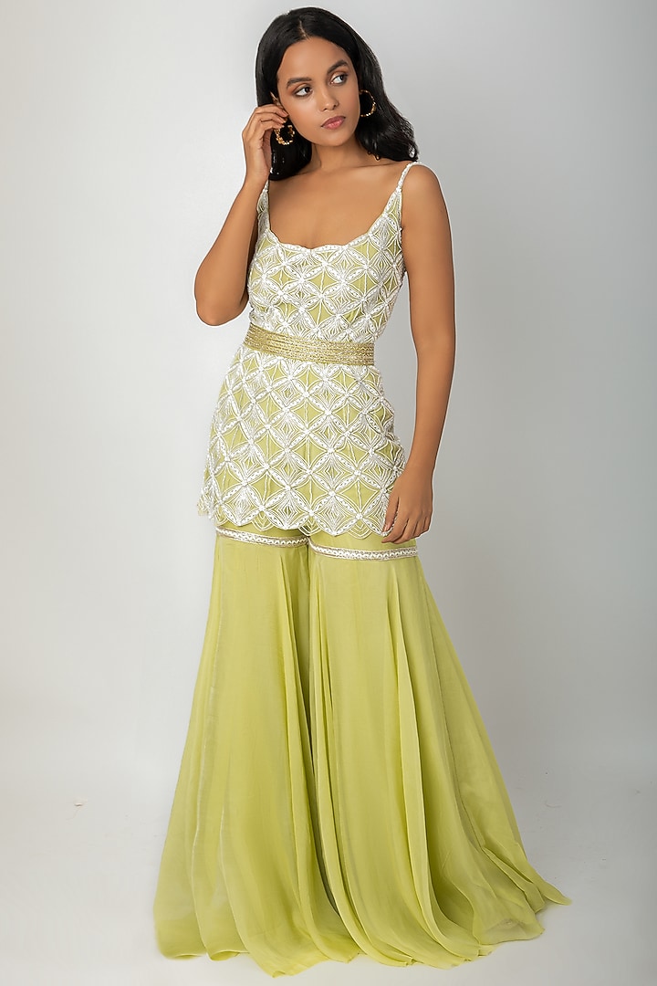 Jade Green Embroidered Kurta Set With Belt by Ritika Mirchandani at Pernia's Pop Up Shop