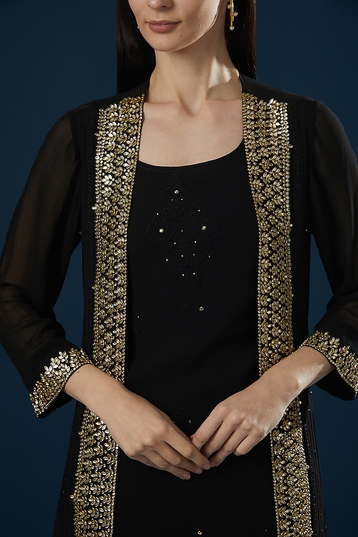 Black Embellished Jacket Set by Ritu Pande at Pernia's Pop Up Shop