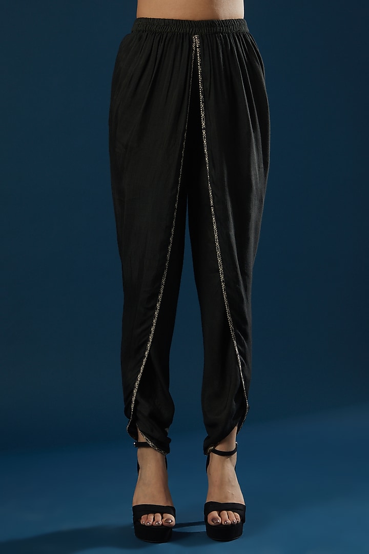Black Chanderi Pant Set by Ritu Pande at Pernia's Pop Up Shop