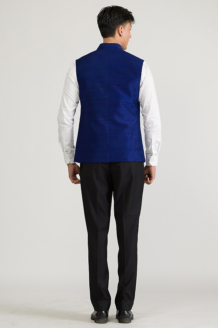 Navy Blue Raw Silk & Silk Hand Embroidered Bundi Jacket by Ritika Patel at Pernia's Pop Up Shop
