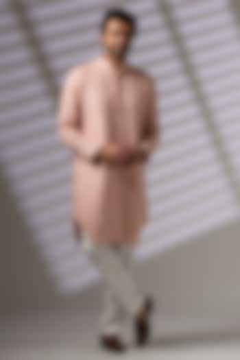 Pink Silk Embroidered Kurta Set by Ritika Patel at Pernia's Pop Up Shop