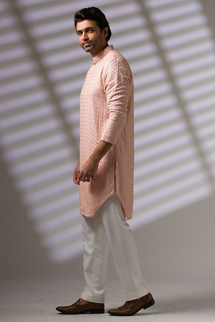 Pink Silk Embroidered Kurta Set by Ritika Patel at Pernia's Pop Up Shop