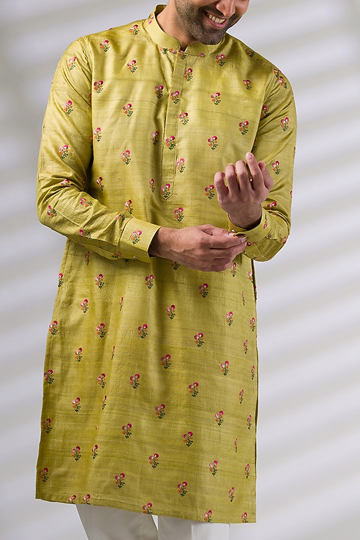 Green Silk Embroidered Kurta Set by Ritika Patel at Pernia's Pop Up Shop