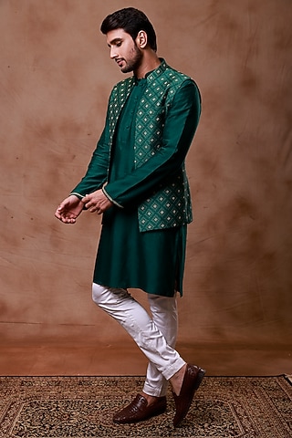 Green Raw Silk Hand Embroidered Bundi Set by Ritika Patel