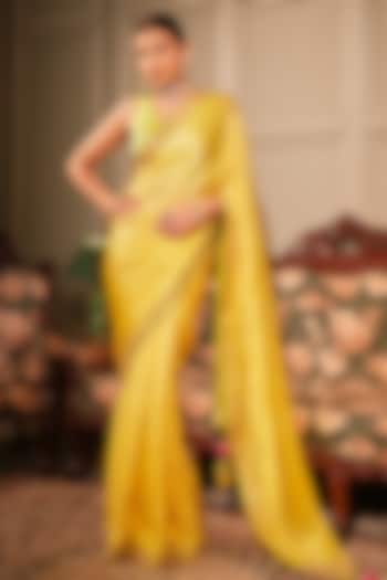 Lemon Yellow Satin Zardosi Embroidered Reception Saree Set by Ritu Surana at Pernia's Pop Up Shop