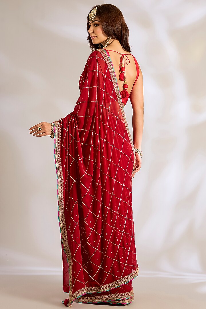 Red Georgette Dori Embroidered Reception Saree Set by Ritu Surana at Pernia's Pop Up Shop
