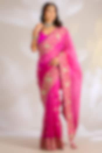Fuchsia Pink Silk Organza Dori Embroidered Reception Saree Set by Ritu Surana at Pernia's Pop Up Shop