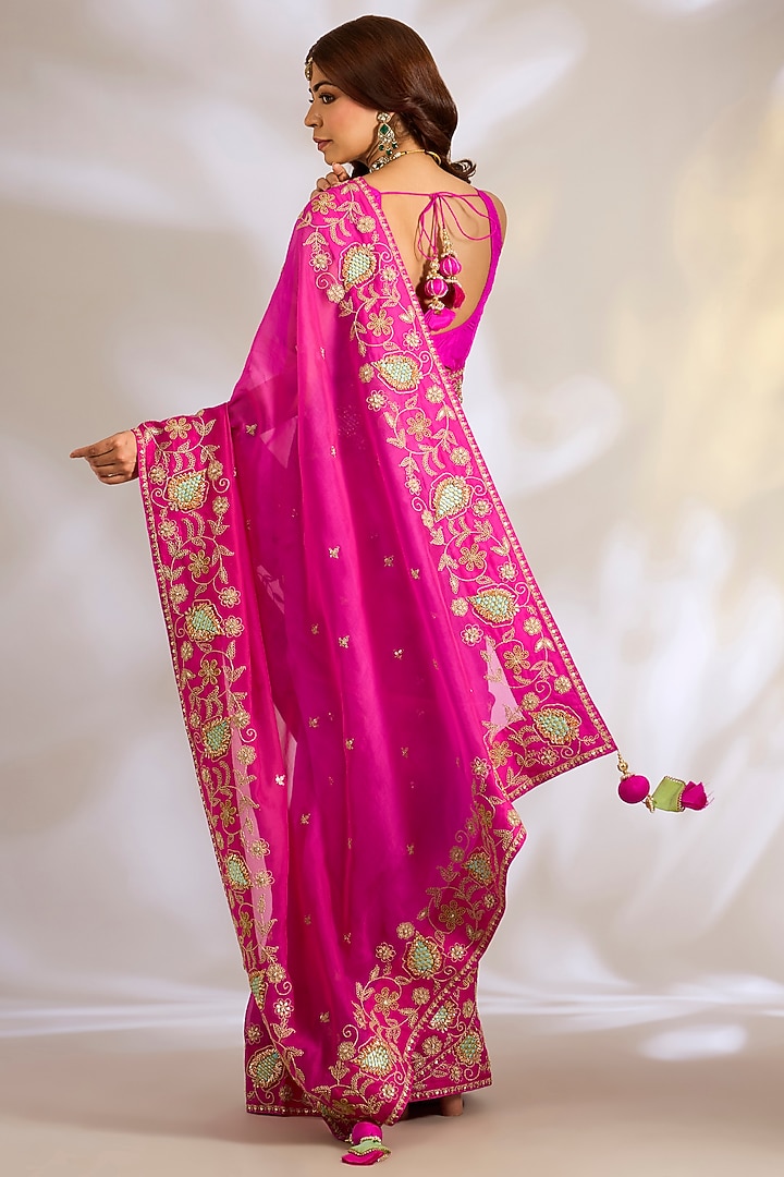 Fuchsia Pink Silk Organza Dori Embroidered Reception Saree Set by Ritu Surana at Pernia's Pop Up Shop