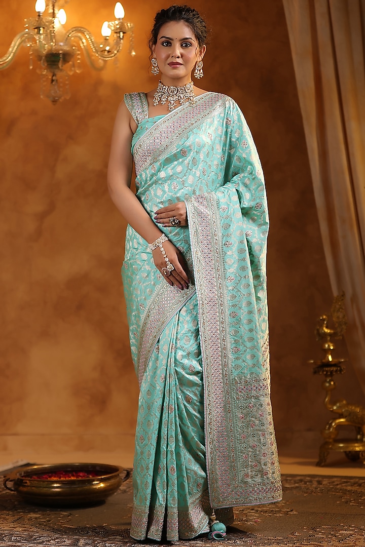 Celestial Blue Banarasi Silk Resham Embroidered Saree Set by Ritu Surana at Pernia's Pop Up Shop