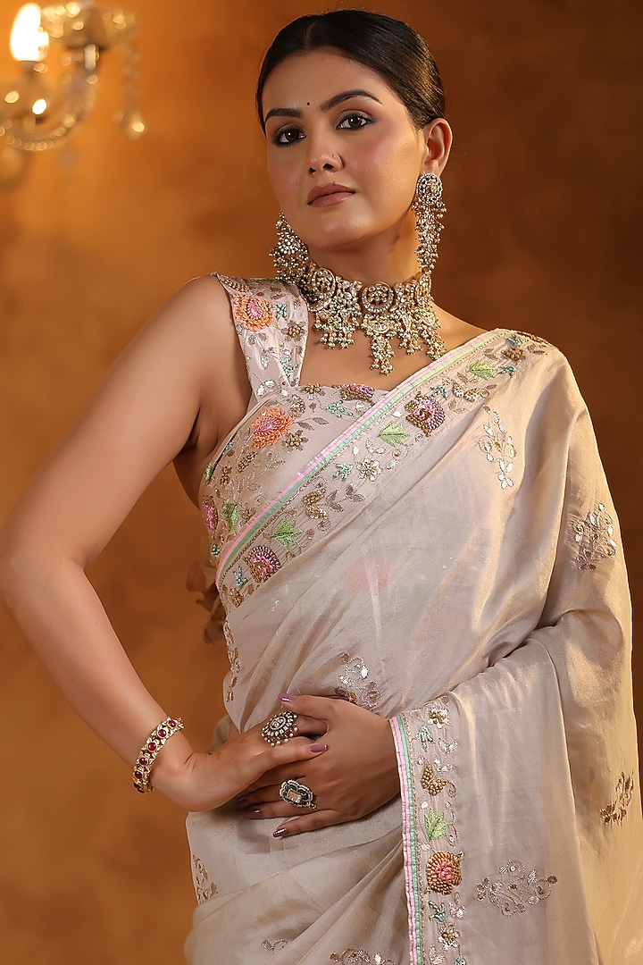 Champagne Katan Silk Tissue Resham Embroidered Reception Saree Set by Ritu Surana at Pernia's Pop Up Shop