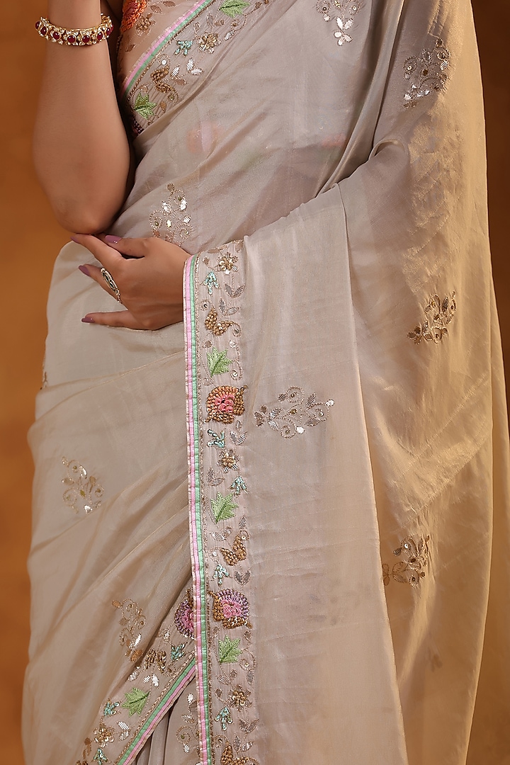 Champagne Katan Silk Tissue Resham Embroidered Reception Saree Set by Ritu Surana at Pernia's Pop Up Shop