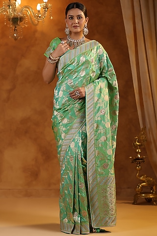 Green Banarasi Silk Resham Handwork Saree Set by Ritu Surana