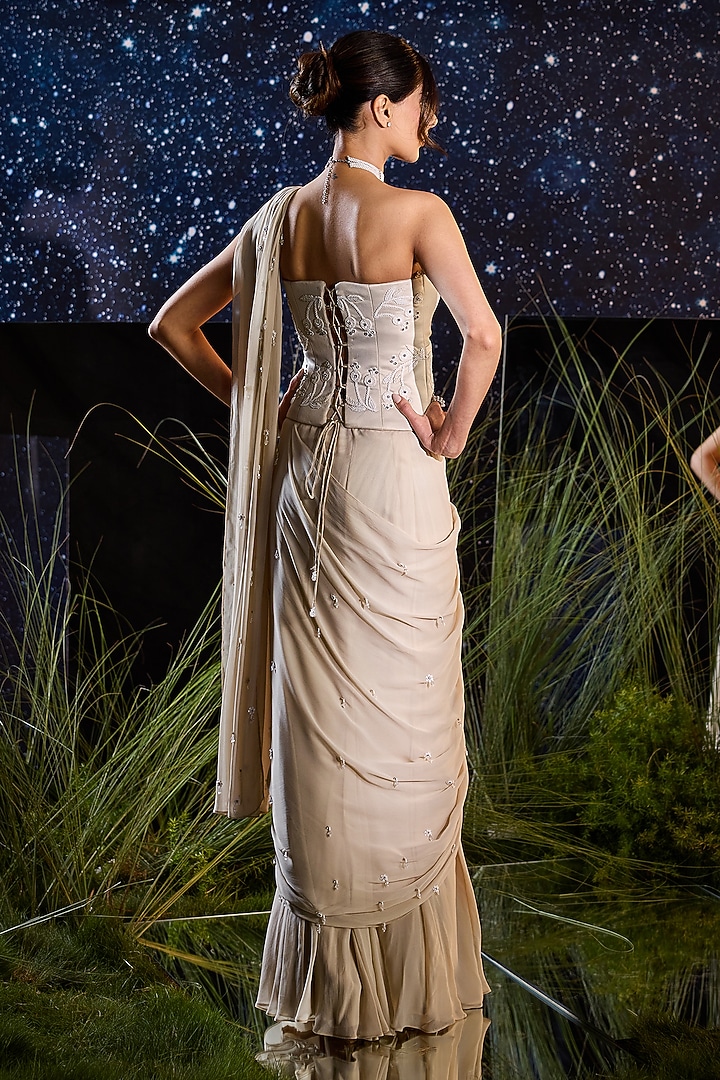 Off-White Georgette Lycra Satin Draped Wedding Saree Set by Rouble Vohra D at Pernia's Pop Up Shop