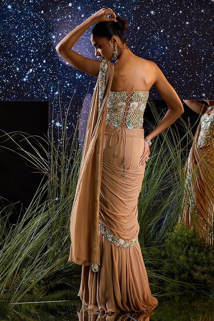 Beige Crinkle Chiffon & Lycra Draped Wedding Saree Set by Rouble Vohra D at Pernia's Pop Up Shop