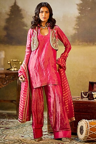 Hot pink Tissue Gota Embroidered Kurta Set by Rouble Vohra D