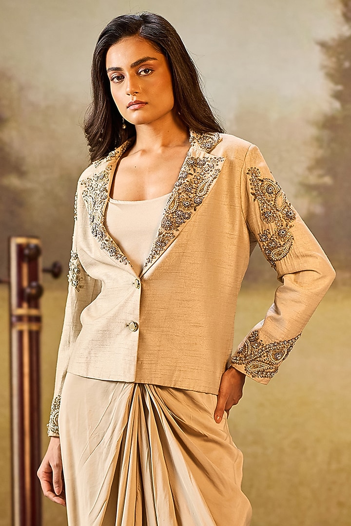 Off-White Raw Silk Sequins Embroidered Jacket Set by Rouble Vohra D at Pernia's Pop Up Shop