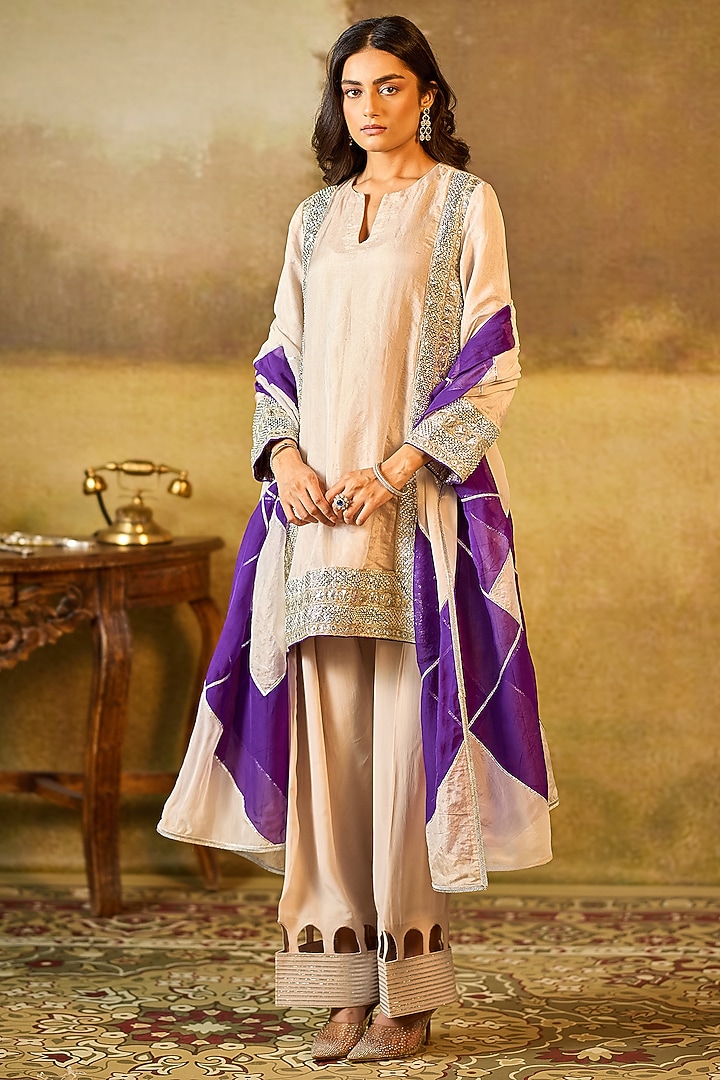 Silver Tissue Organza Sequins Embroidered Kurta Set by Rouble Vohra D at Pernia's Pop Up Shop