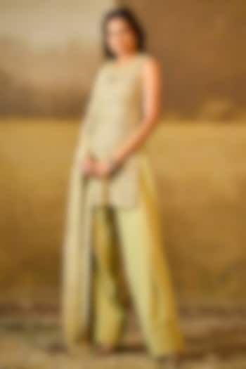 Green Georgette Kurta Set by Rouble Vohra D at Pernia's Pop Up Shop