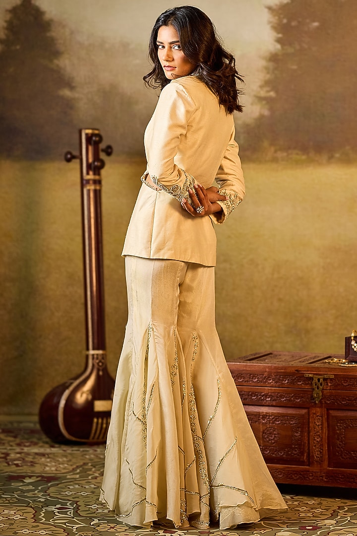 Ivory Raw Silk Cut-Out Jacket Set by Rouble Vohra D at Pernia's Pop Up Shop