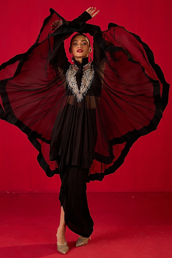 Black Crepe Dhoti Set by Rouble Vohra D at Pernia's Pop Up Shop
